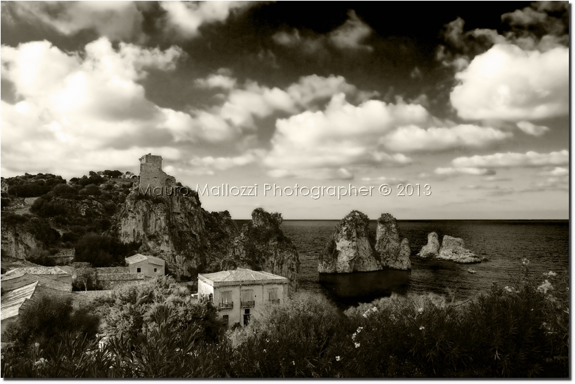 Scopello 2012 - La Tonnara e i Faraglioni